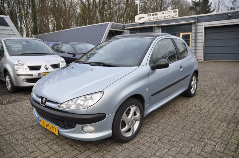 Peugeot 206 1.6-16V XS