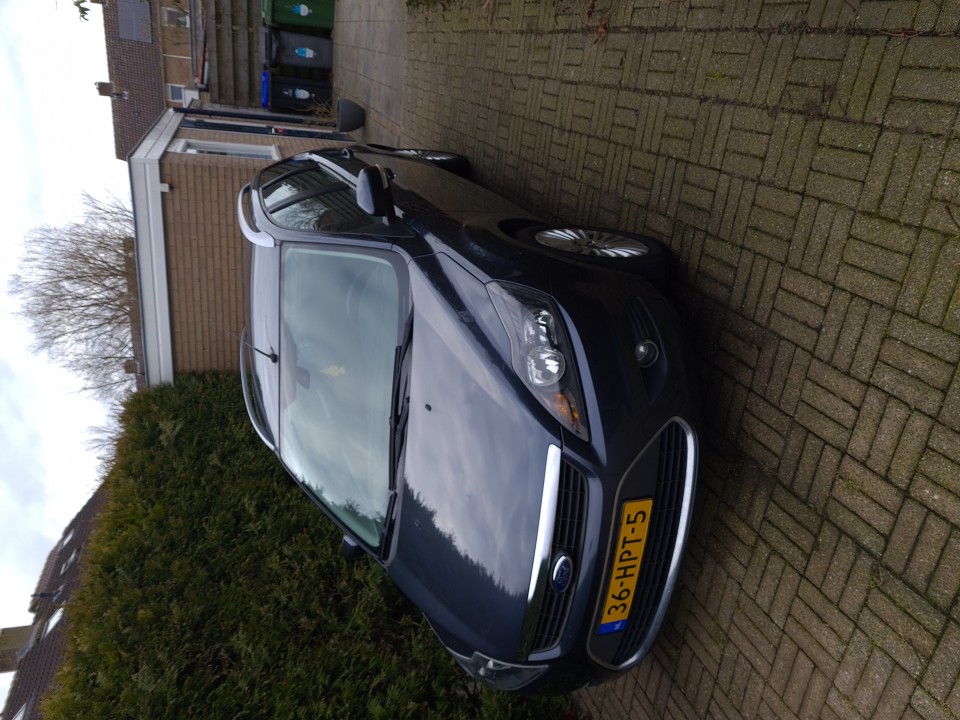 Ford Focus Wagon 1 6 TDCI Titanium