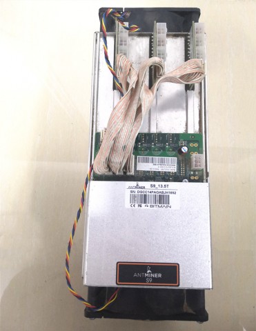 Selling Bitmain Antminer S9 14th with PSU  Chat  17622334358