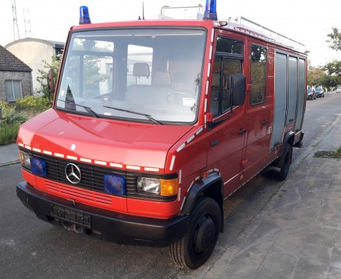 Mercedes vario 811D Ex-Brandweer slechts 32.600km 