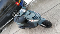 Piaggio ZIP SP uitgevoerd   2015