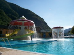 italie  chalet luganomeer porlezza camping international