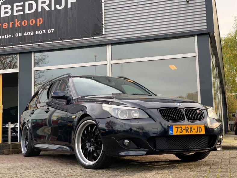 BMW 535 - Touring 535d M5 UITGEVOERD PANORAMA 