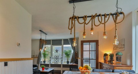 Super mooie kamer van  65 m2 te huur  in lichte eengezinswoning met 4