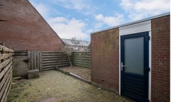 Super mooie kamer van  65 m2 te huur  in lichte eengezinswoning met 4