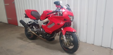 Honda vtr 1000f