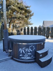 Luxe hottub