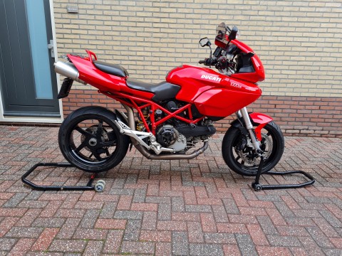 Multistrada 1000DS uit 2004