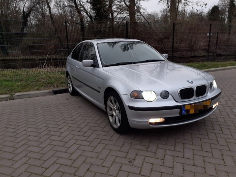 BMW 3-serie e46 1 8TI compact 316 2003