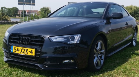 Audi A5 1 8TFSI 2012 Coupé zwart