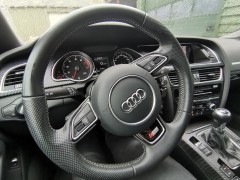 Audi A5 1 8TFSI 2012 Coupé zwart