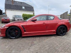 Mazda RX-8 maar dan met V-8 motor!!!! ideale driftauto