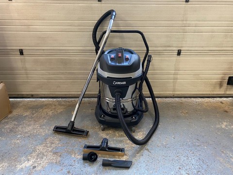 Industriële stofzuiger 60L nieuw in doos