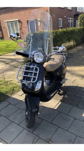 Vespa lx50