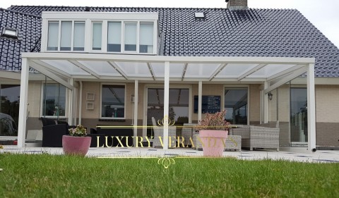 Duitse topkwaliteit terrasoverkappingen  tuinkamers  carports  glazen 