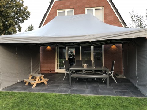 Te huur Easy up tent 4x6 6x8 6x12 Partytent feesttent