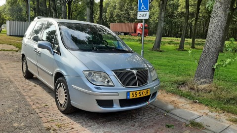Lancia phedra  2 0