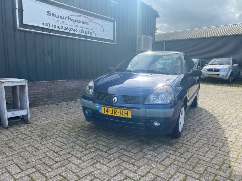 Renault Clio 1 2 16V dynamique