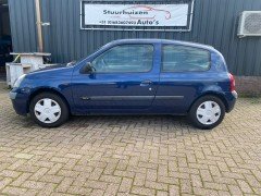 Renault Clio 1 2 16V dynamique