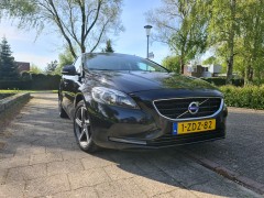 Volvo v40 2 0 d4 2015