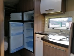 TE HUUR Luxe Campers 4-5 persoons TV Schotel Hefbed Fransbed Alkoof