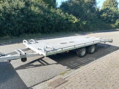 TE HUUR: Autotransporter oprijwagen autoambulance huren