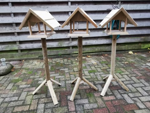 Vogel voeder huisjes