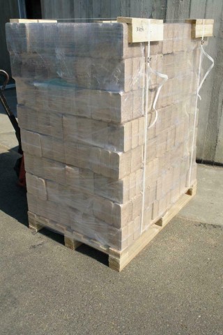 RUF-houtbriketten  1 pallet  960 kg  96 pakketten