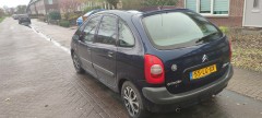 Blauwe Xsara picasso 1 8i