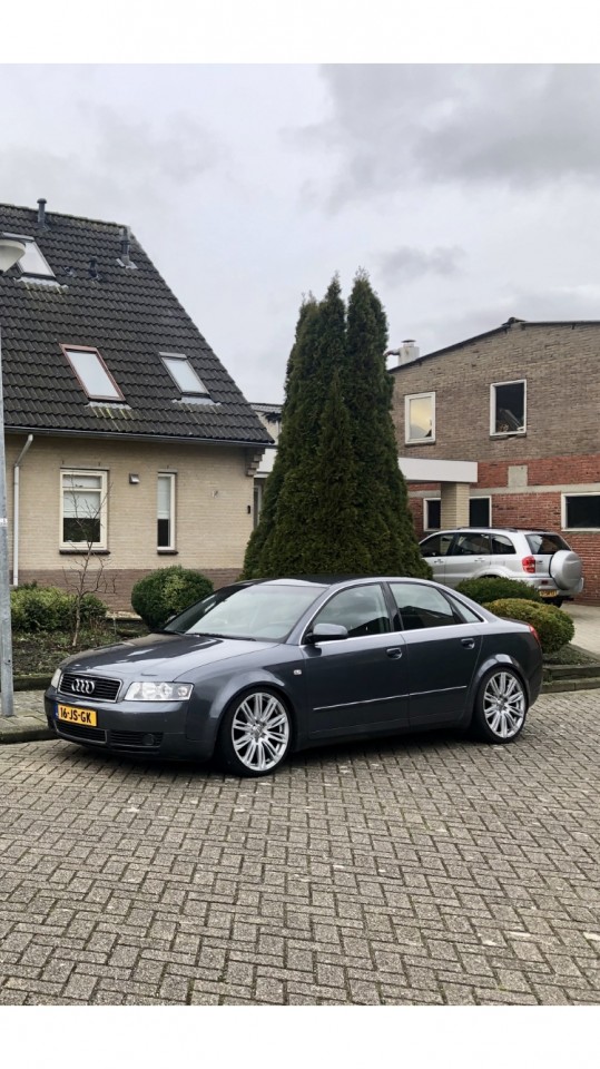 Audi A4 b6 turbo - marketplaceonline.nl