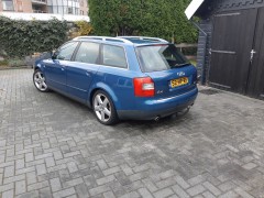 Audi a4 1 8T 2001