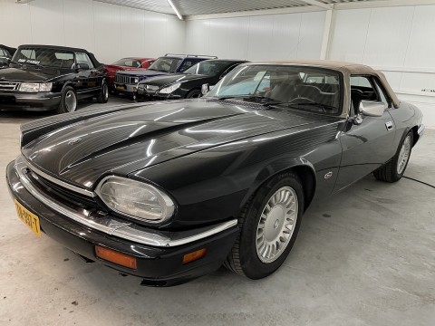 Hele mooie XJS Cabriolet met nieuwe kap en 4 liter 6-cylinder