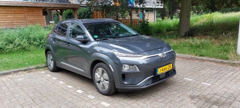 Hyundai Kona EV Premium 204pk 2WD Aut  2019 Grijs metallic 64KwH