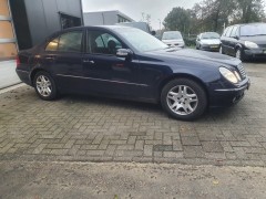 Mercedes E klasse 270 automaat met NAP en trekhaak