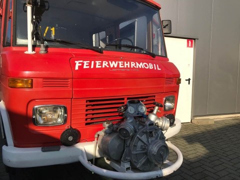 brandweerauto  mercedes 409 benzine 1978 41.000km orginele werkende po