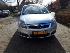 Opel Zafira 1 8 Temptation 7-persoons