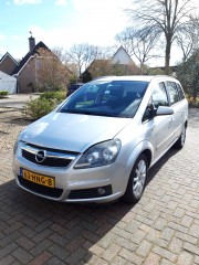 Opel Zafira 1 8 Temptation 7-persoons