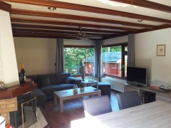 VAKANTIEWONING TE HUUR op fraai bospark, JUNI //  AUG  Va. € 275,-- 