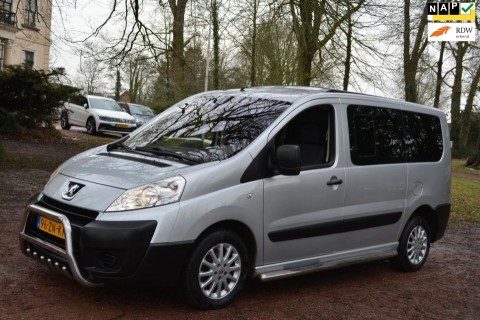 Peugeot EXPERT Tepee 1 6 HDI Kampeerbus