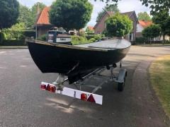 Sloep / visboot / tourboot inclusief trailer en Yamaha 5PK bb motor