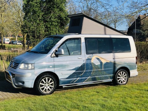 Volkswagen T5 multivan camperbus met 7 zitplaatsen