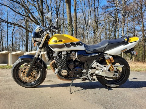 Prachtige Yamaha XJR1200 Kenny Roberts