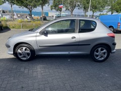 Peugeot 206 1 6 16V XS  Nette auto 