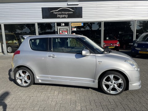 Suzuki SWIFT 1 5 16V VVT Exclusive 