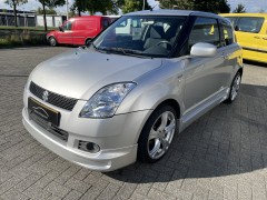 Suzuki SWIFT 1 5 16V VVT Exclusive 