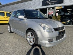 Suzuki SWIFT 1 5 16V VVT Exclusive