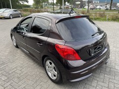 Peugeot 207 1 6 5-deurs Turbo Platinum 