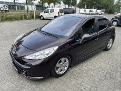 Peugeot 207 1 6 5-deurs Turbo Platinum 