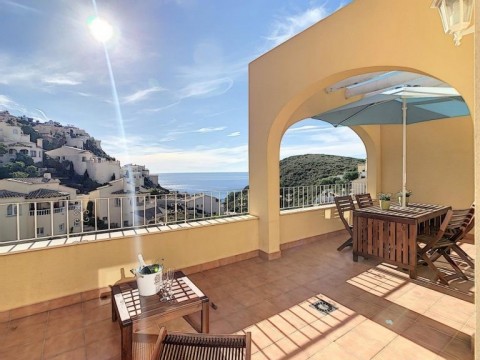 Uw Appartement in MORAIRA met terras en pergola bij zwembad