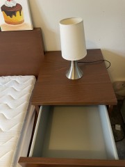 Ikea Malm 2-persoonsbed met nwe topper  Incl nachtkastjes